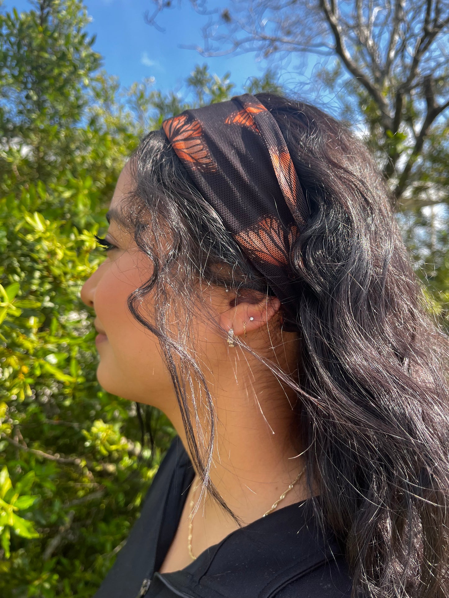 Laze Dream Twist - Soft Butterfly Designed with Hair Tie