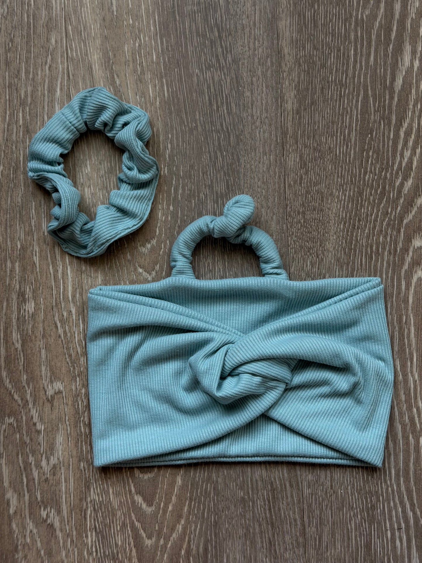 Winter Fog Laze Headband - Built-In Hair Tie for Comfort, Motion and Style